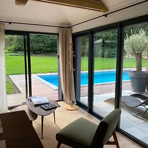Le Clos Dauphinais Chez Laurette Hébergement de vacances Quévert